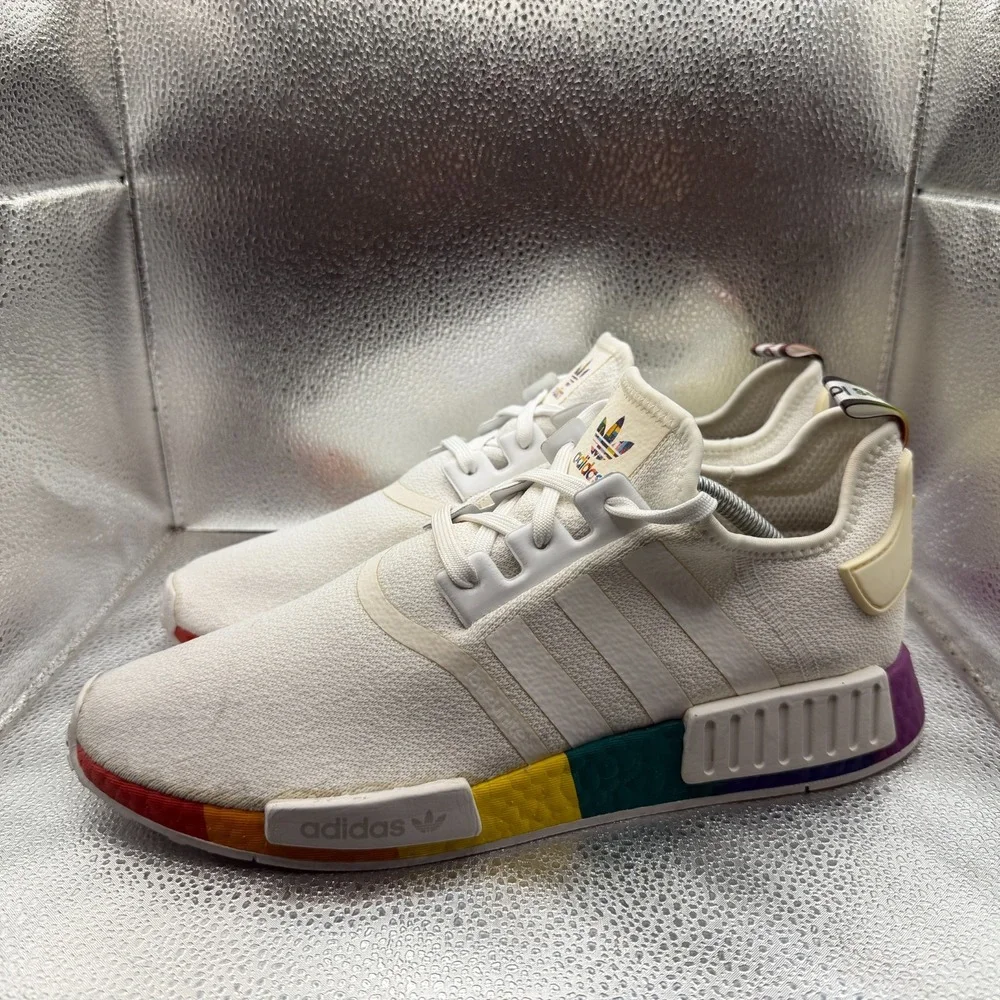 Size 11.5 Adidas NMD_R1 Pride Cloud White Rainbow Mens Athletic‎ Shoes FY9024